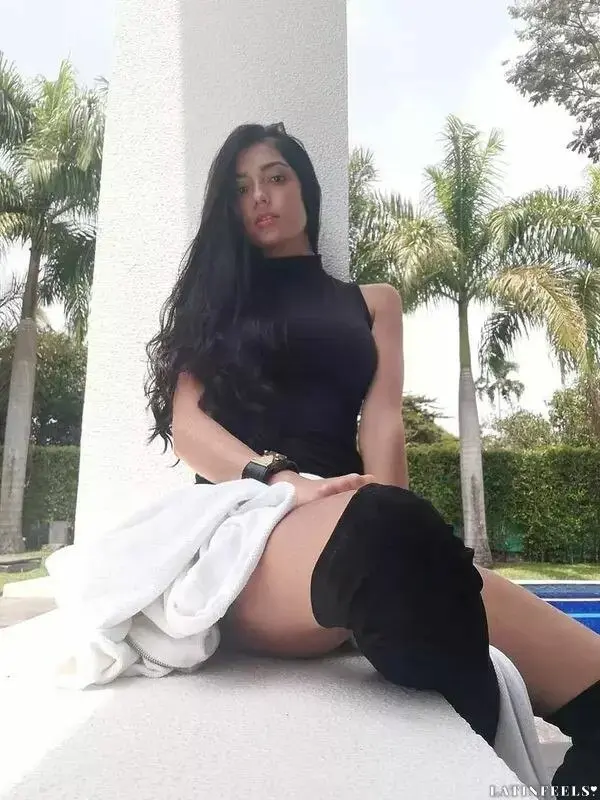 Yessenia Profile image 4