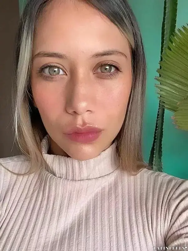 Carolina Profile image 3