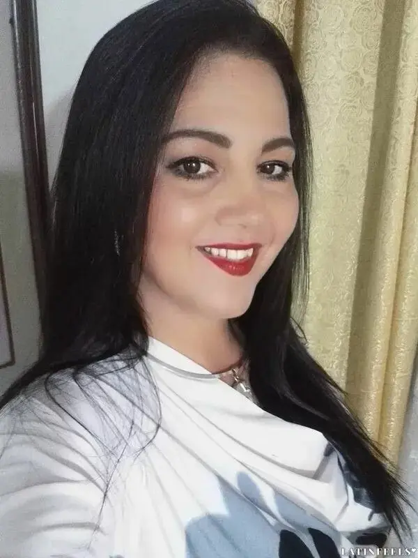 Leydi Profile image 2