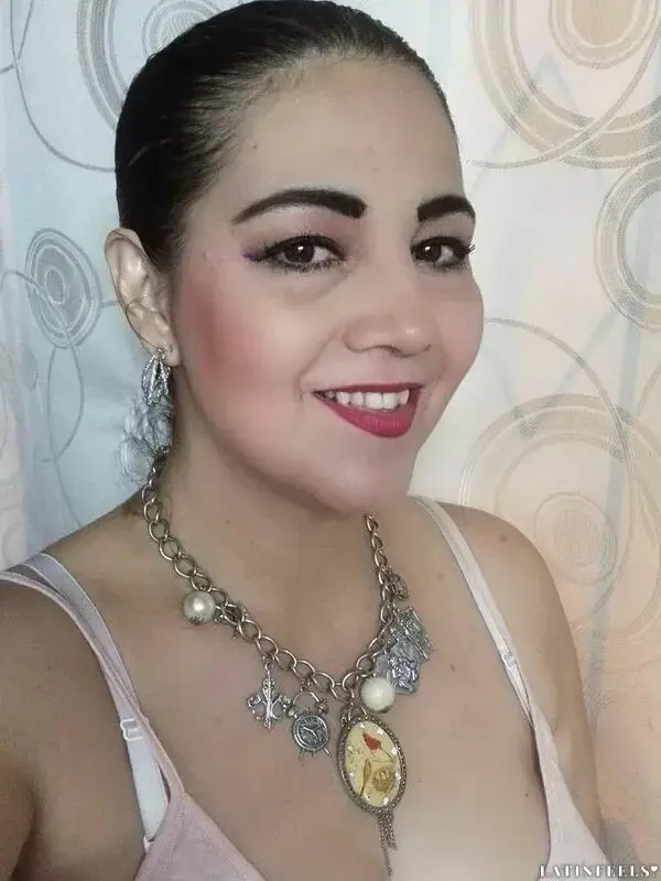 Leydi Profile image 3