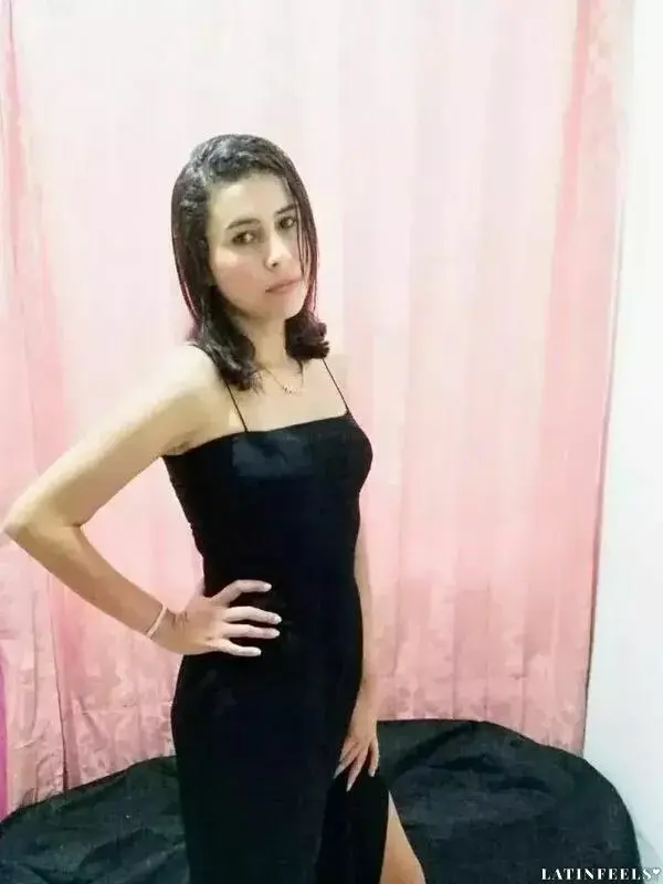 Diana Profile image 2